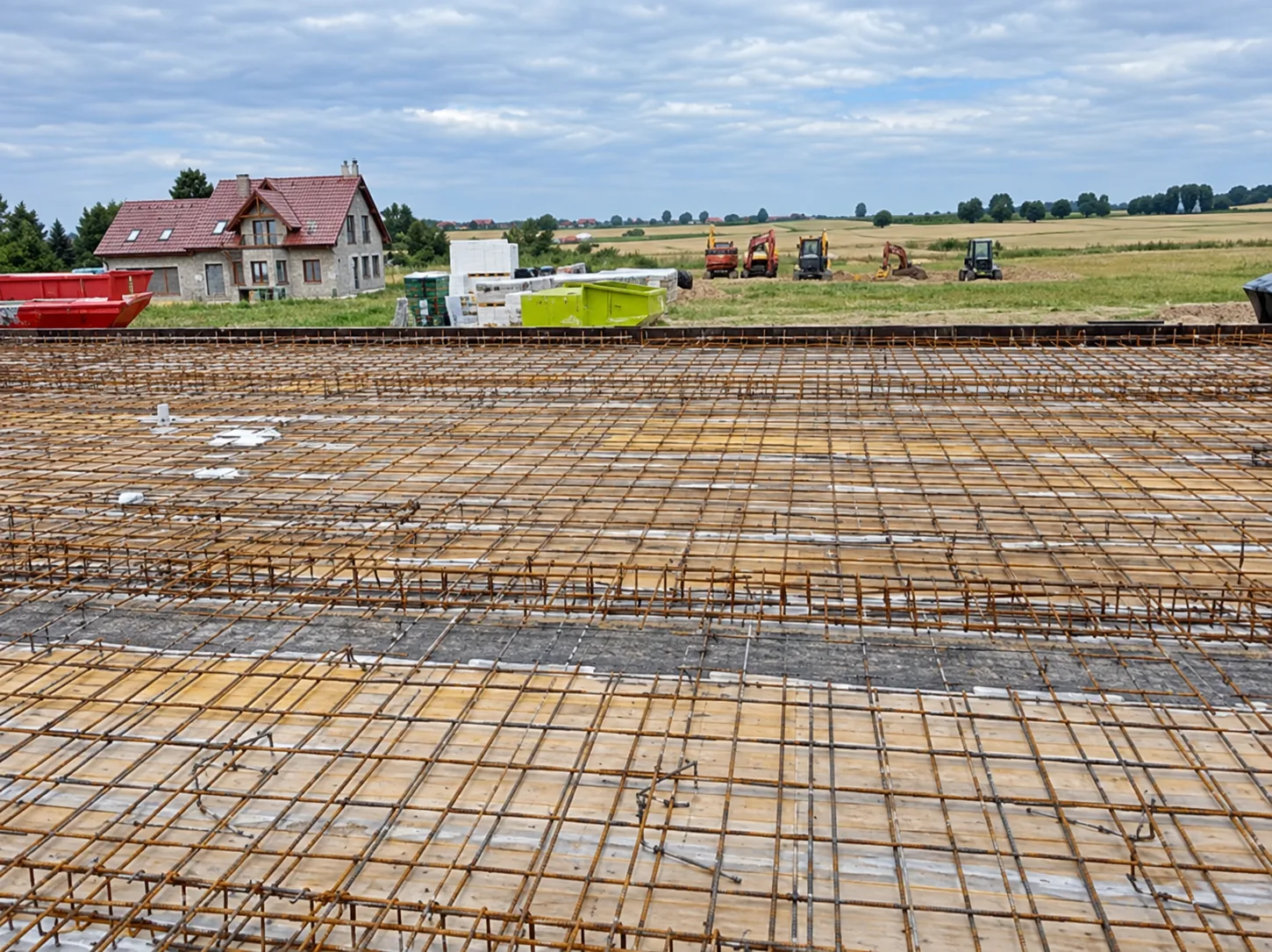 Zbrojenie płyty fundamentowej domu jednorodzinnego